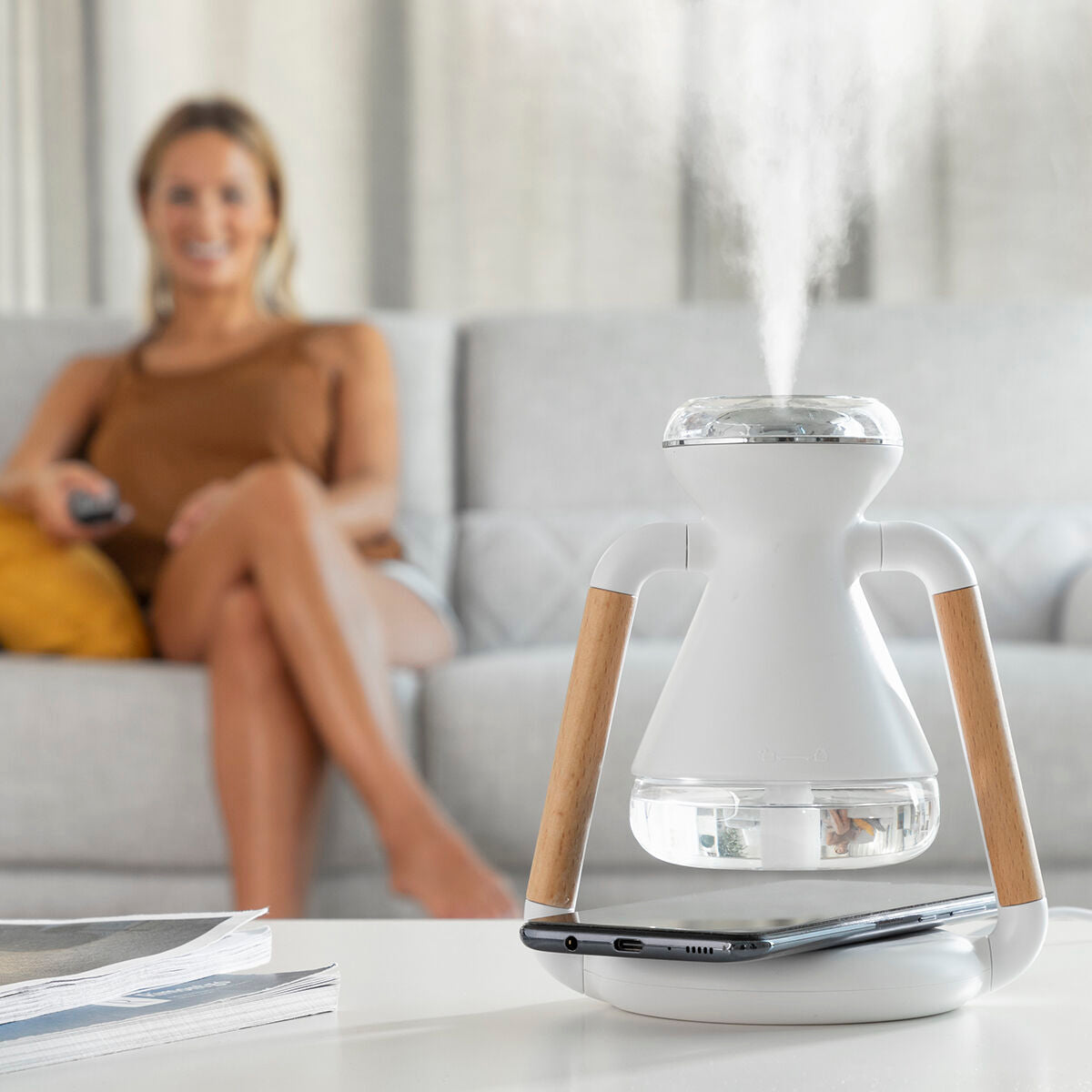 3-in-1 Wireless Charger, Aroma Diffuser and Humidifier Misvolt